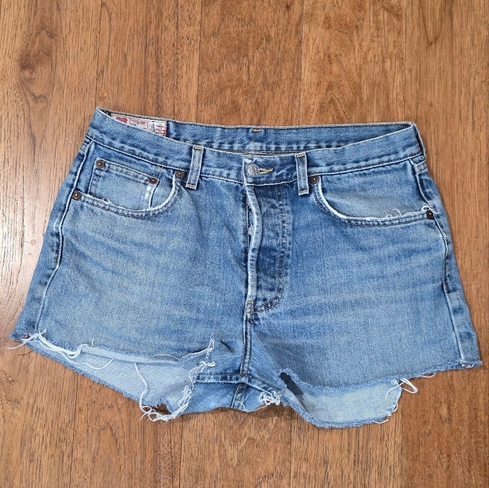 Vintage 80's Rifle Distressed Cut Off Denim Jean Button Fly Shorts 100% Cotton.
